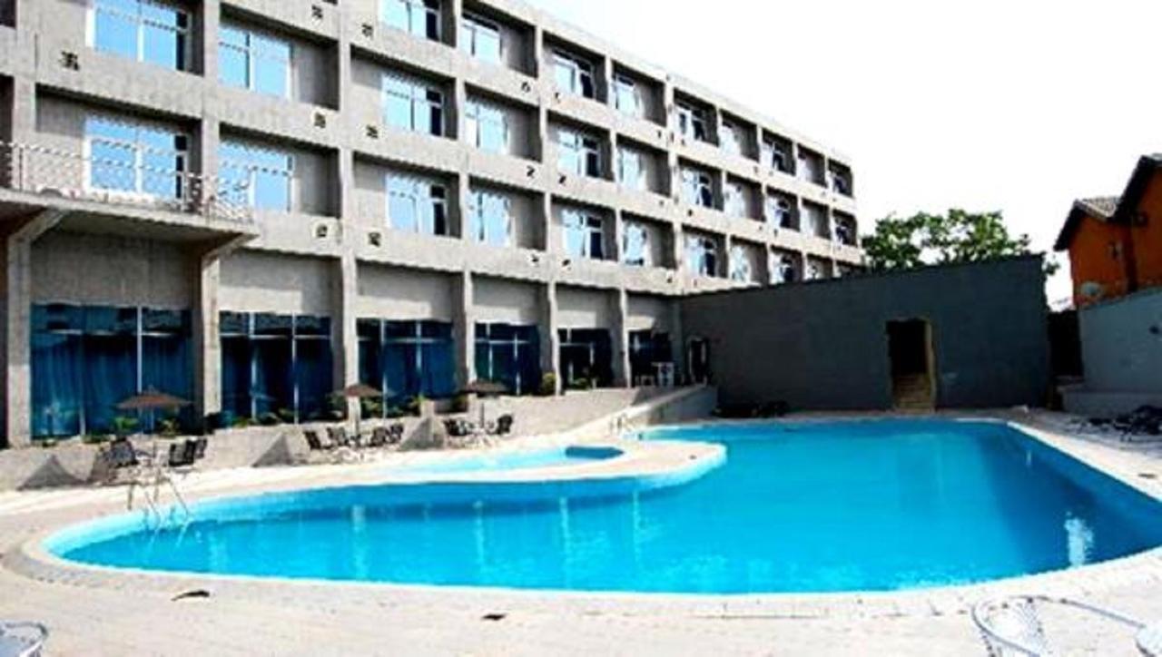 Golden Royale Hotel Enugu Esterno foto