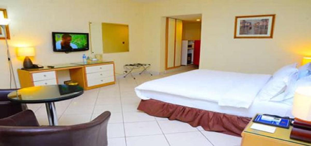 Golden Royale Hotel Enugu Esterno foto