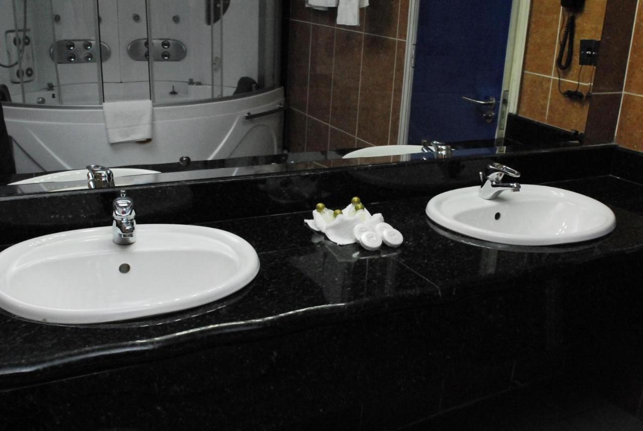 Golden Royale Hotel Enugu Esterno foto