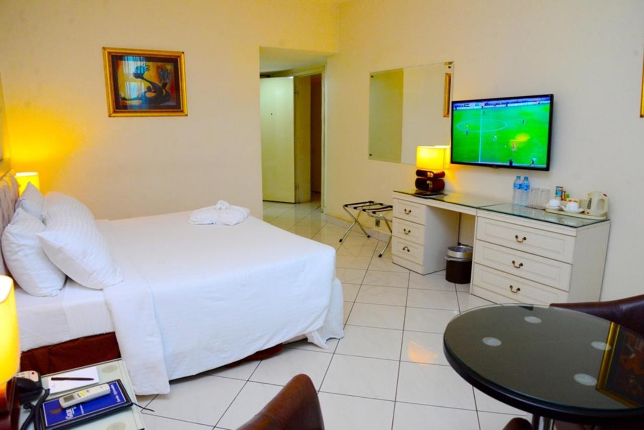 Golden Royale Hotel Enugu Esterno foto