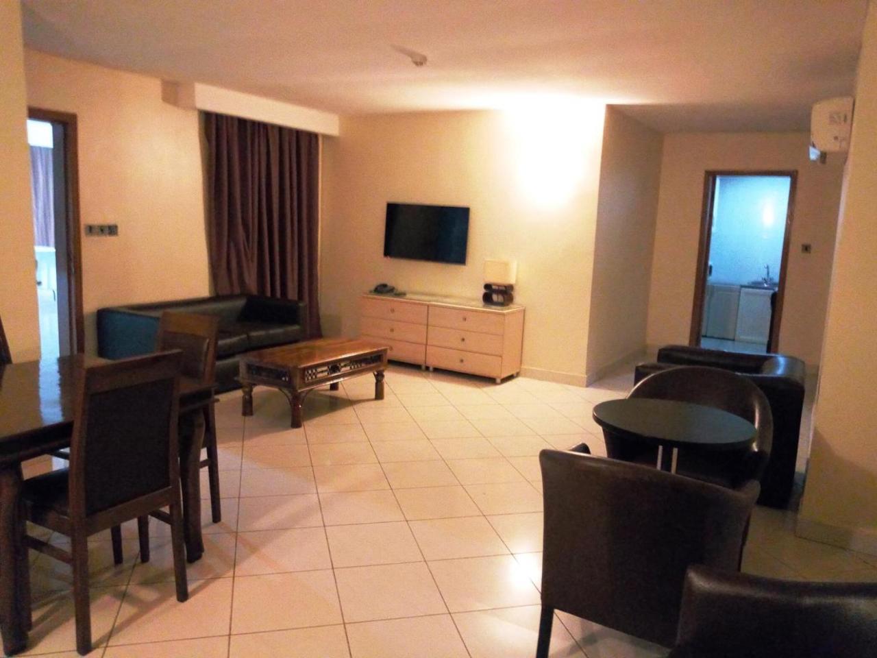 Golden Royale Hotel Enugu Esterno foto