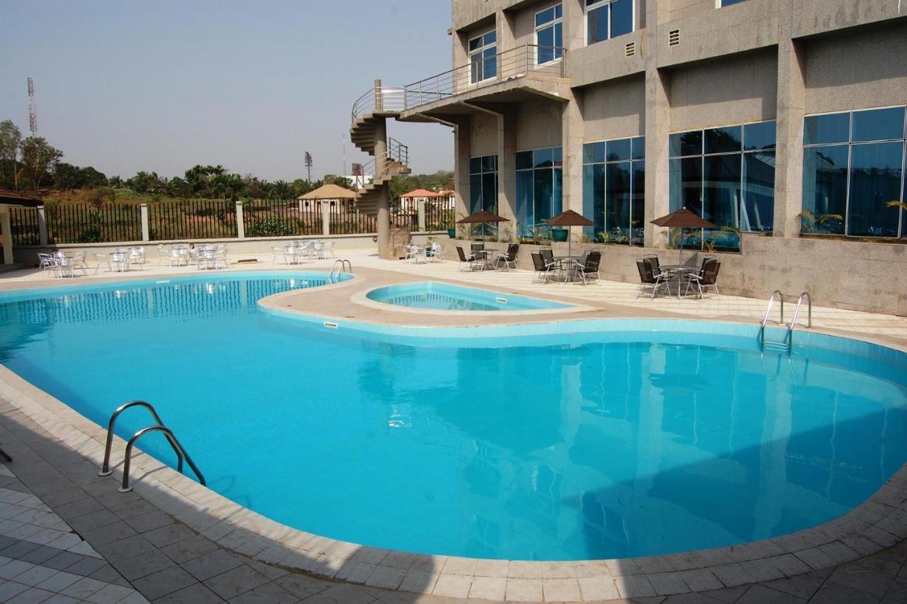 Golden Royale Hotel Enugu Esterno foto