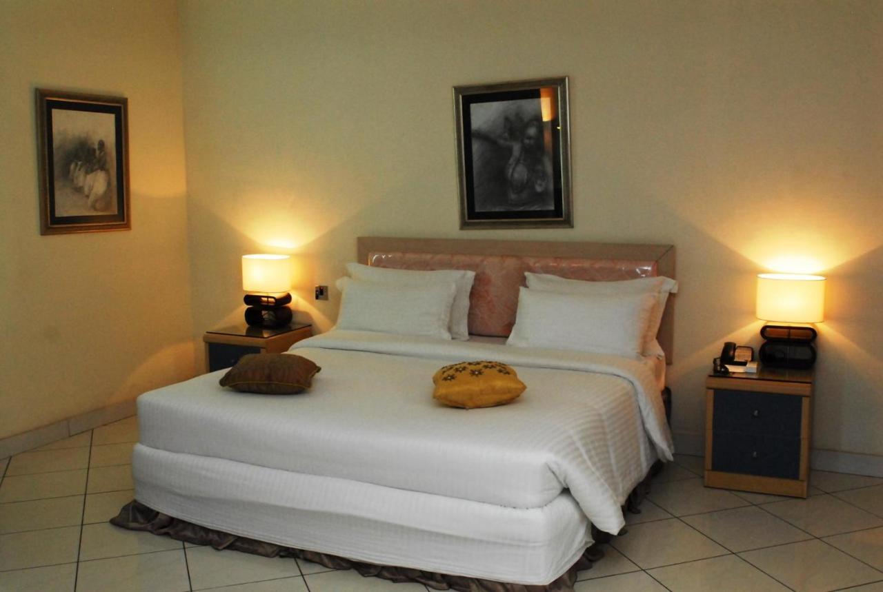 Golden Royale Hotel Enugu Esterno foto